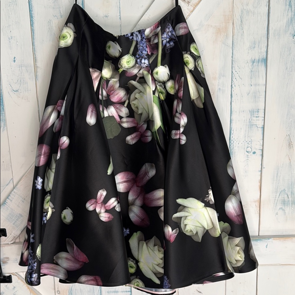 Ted Baker: Floral Black Skirt